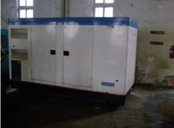 蠡县康明斯150kw大型柴油二手发电机组